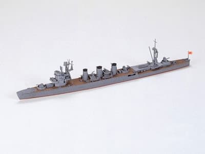 Tamiya 1/700 Isuzu Light Cruiser (TA31323)