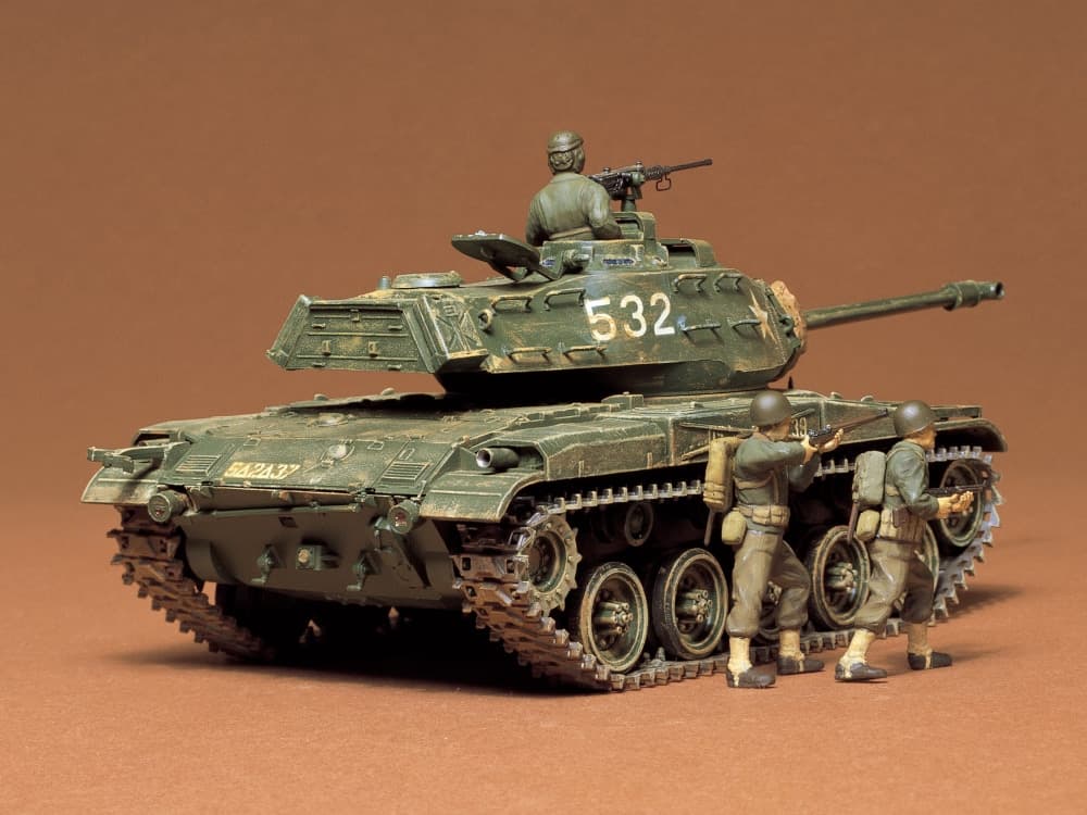 Tamiya 1/35 M41 Walker Bulldog (TA35055)