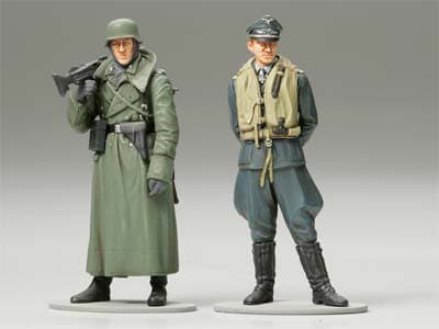 Tamiya 1/35 WWLL German Machine Gunner (TA89641)