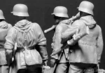 โมเดลฟิกเกอร์ Master Box 1/35 MB35162 Let's stop them here! German Military Men, 1945 - Image 7